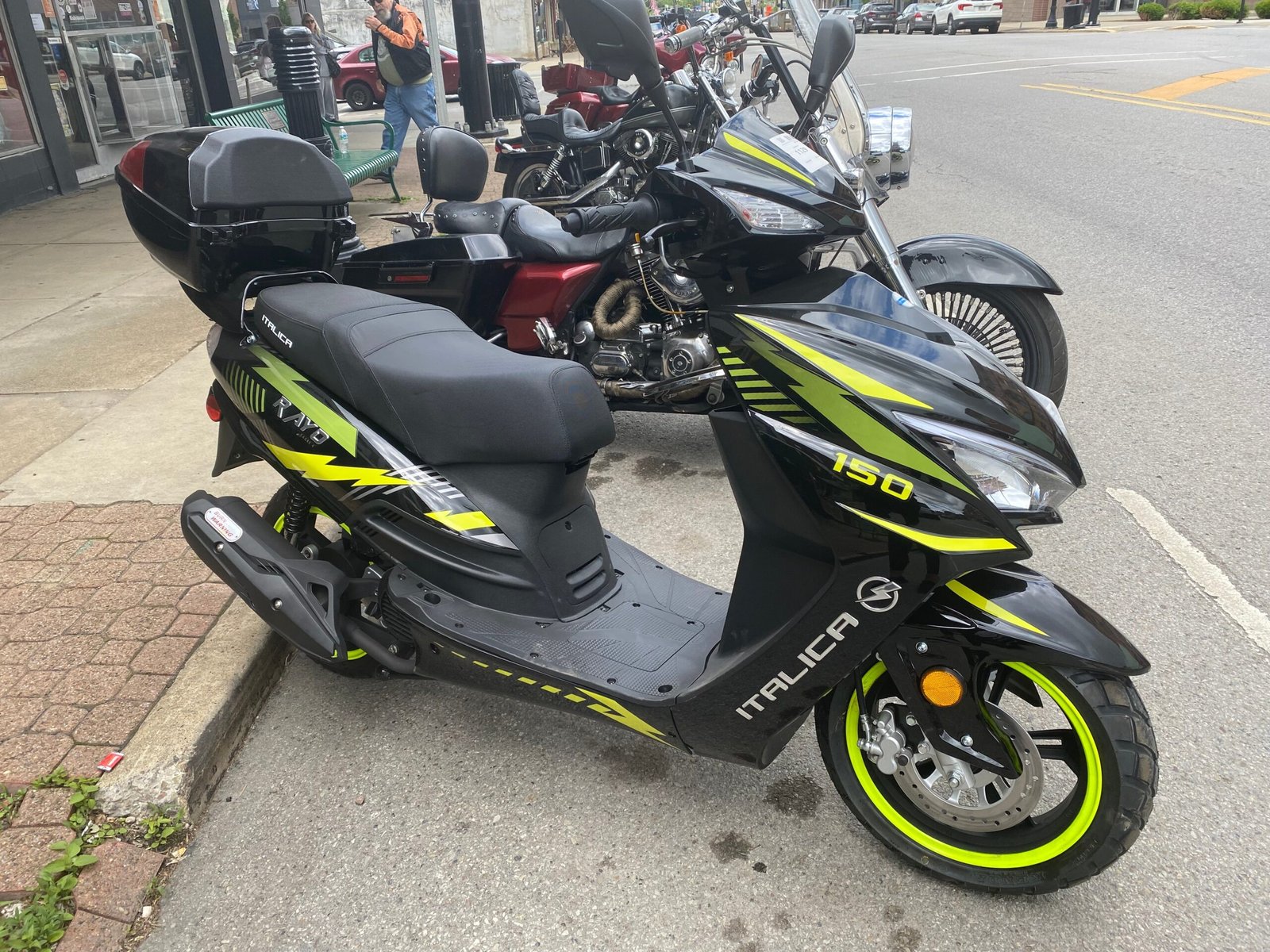 2023 Italica Rayo Fully Automatic 150cc Scooter