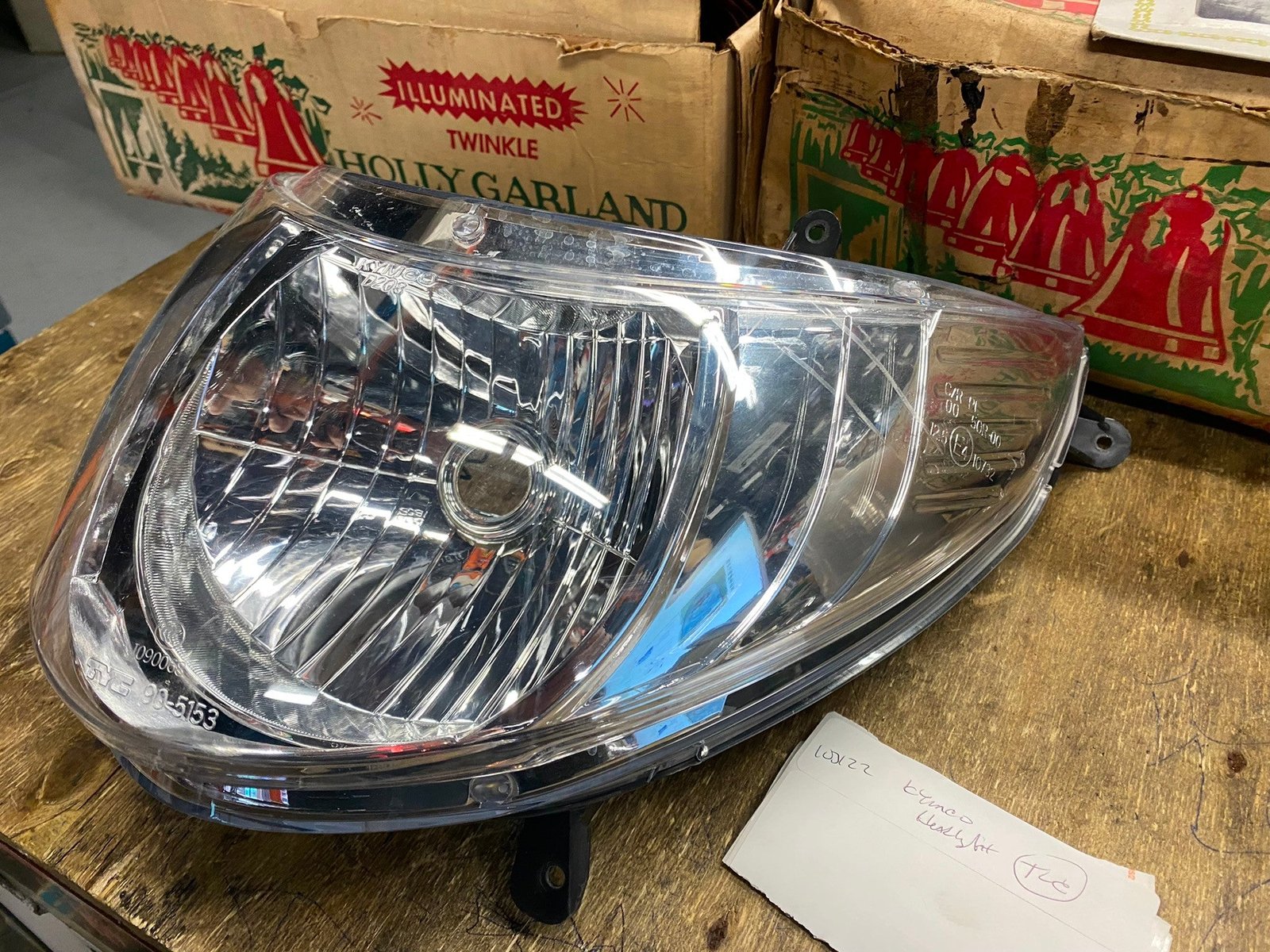 Headlight Kimko Scooter 90-5153b broken tabs 33100-LBA2-M000-US 90-5163